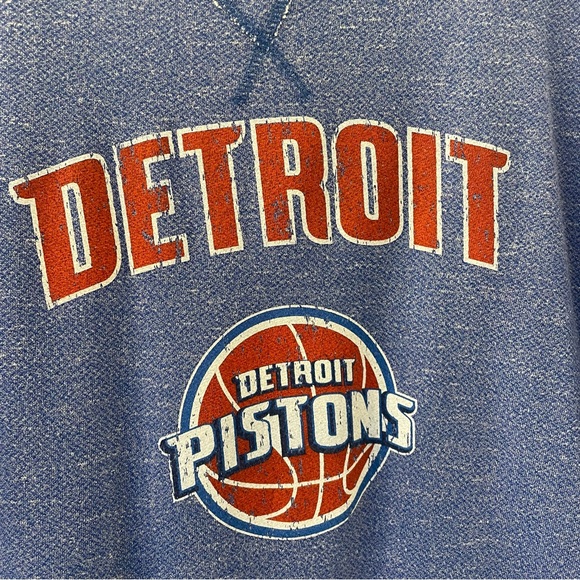Detroit Pistons sweatshirt - Picture 4 of 6